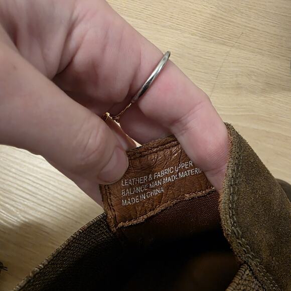 Born Brown Distressed Suede Chelsea Dallia Slip On Ankle Boots Size 10M - Picture 8 of 9